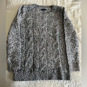 Tommy Hilfiger sweater small